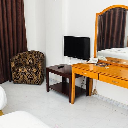Pan Emirates Hotel Apartments ชาร์จาห์ ภายนอก รูปภาพ