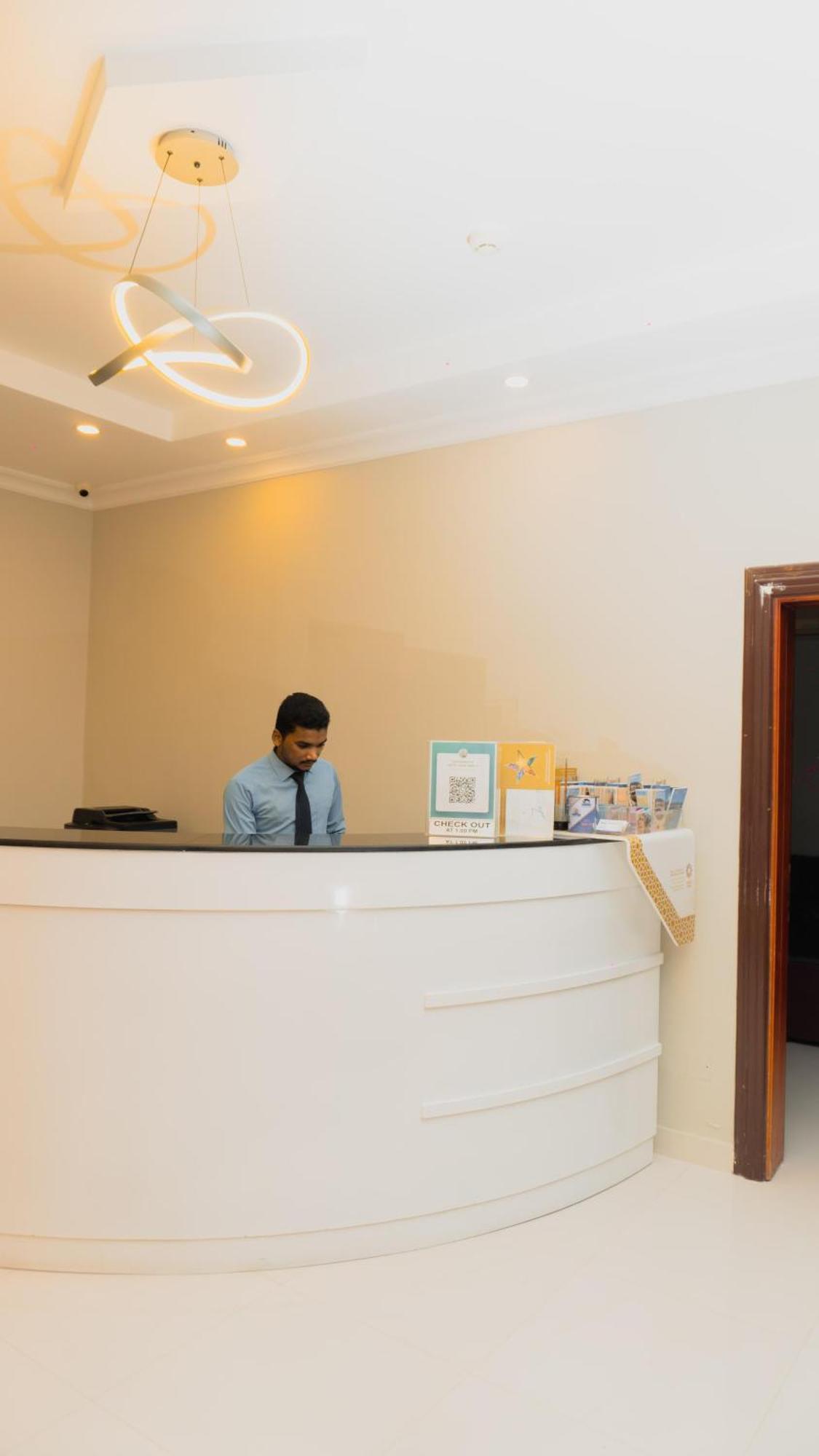 Pan Emirates Hotel Apartments ชาร์จาห์ ภายนอก รูปภาพ